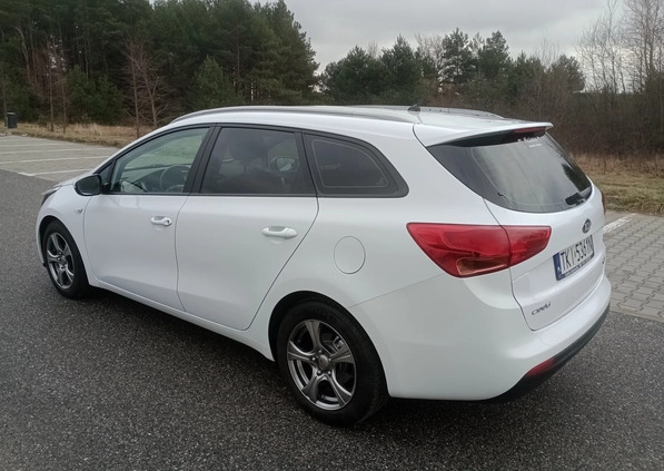 Kia Ceed cena 27500 przebieg: 204000, rok produkcji 2014 z Człuchów małe 326